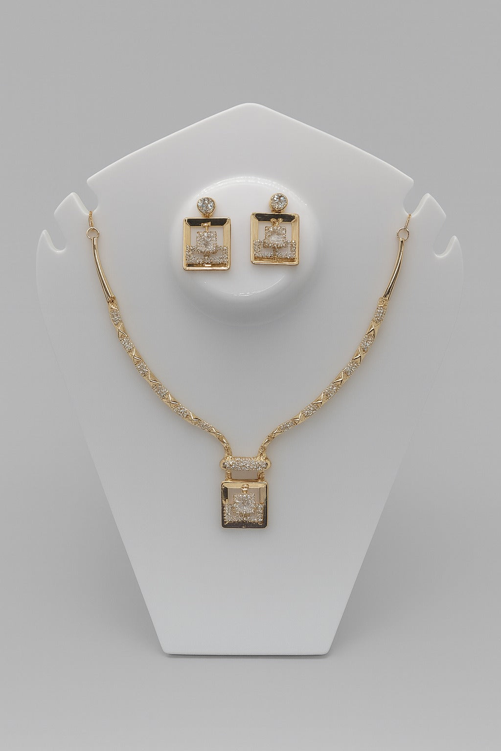 Royal Geometric 925 Silver Gold-Polished Jewellery Set